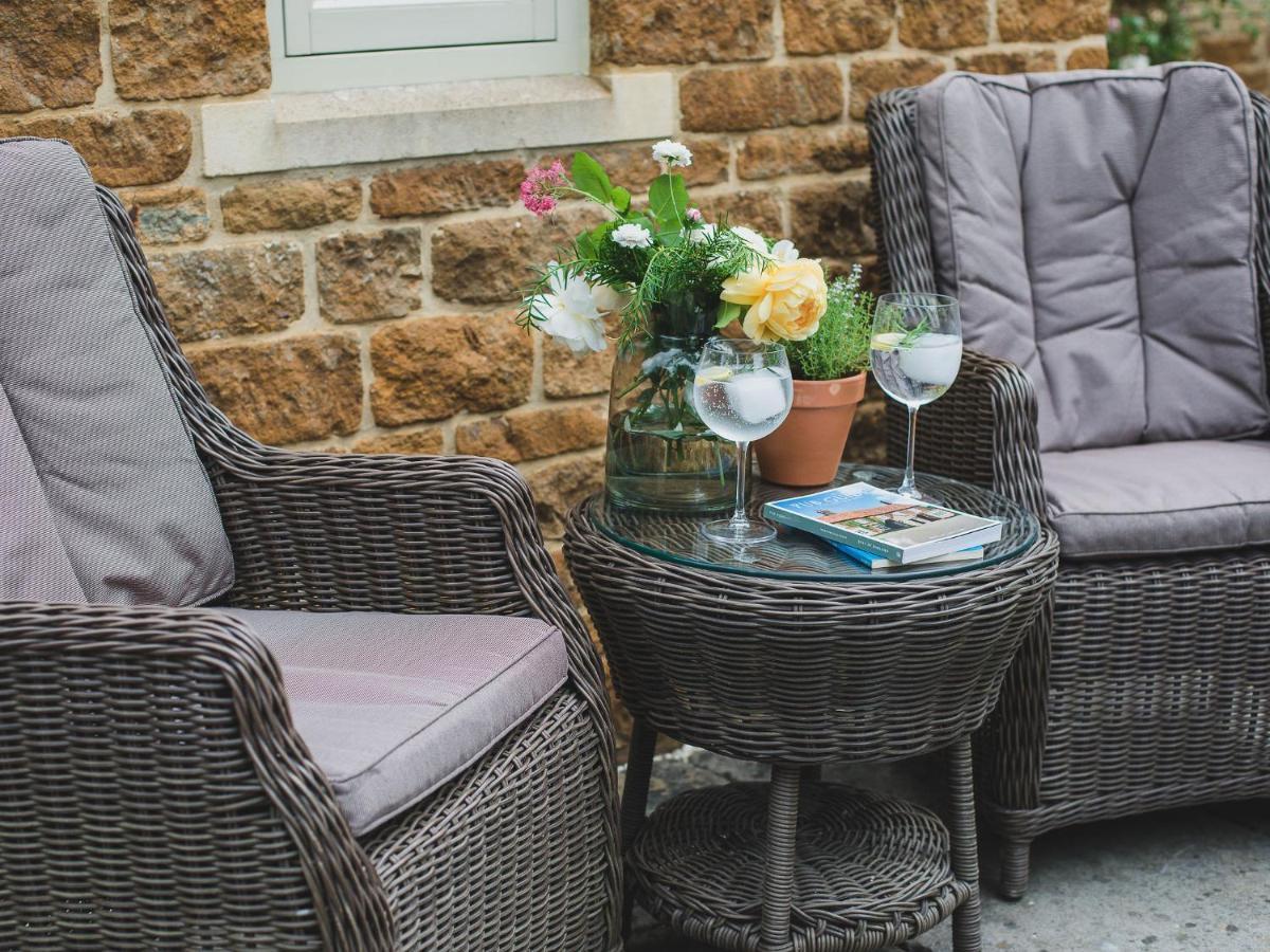 Adlestrop Climbing Rose Cottage - Dog Friendly - Peaceful Cotswold Cottage מראה חיצוני תמונה