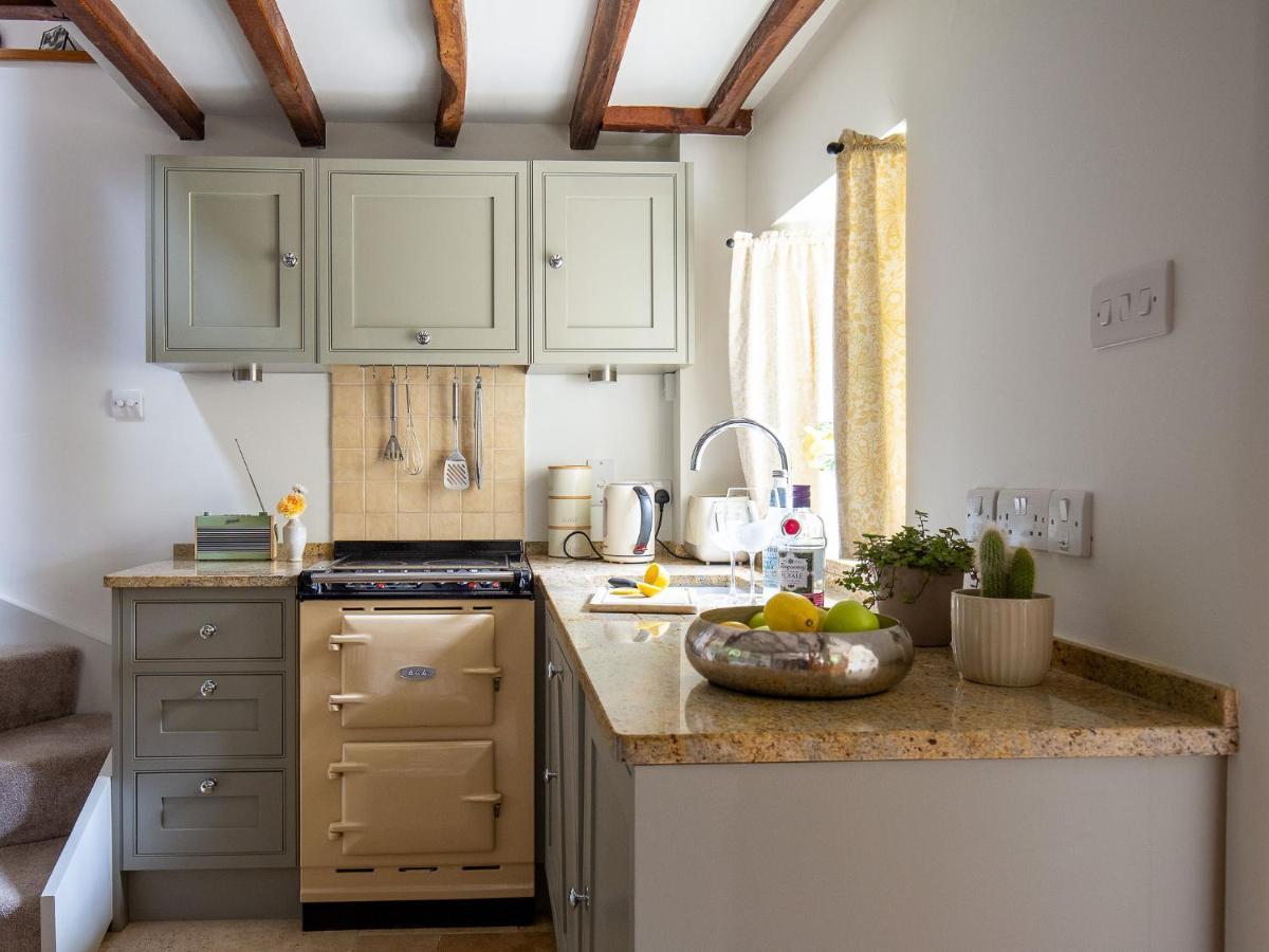 Adlestrop Climbing Rose Cottage - Dog Friendly - Peaceful Cotswold Cottage מראה חיצוני תמונה