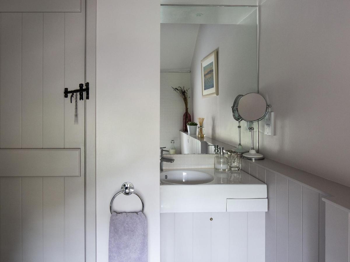 Adlestrop Climbing Rose Cottage - Dog Friendly - Peaceful Cotswold Cottage מראה חיצוני תמונה