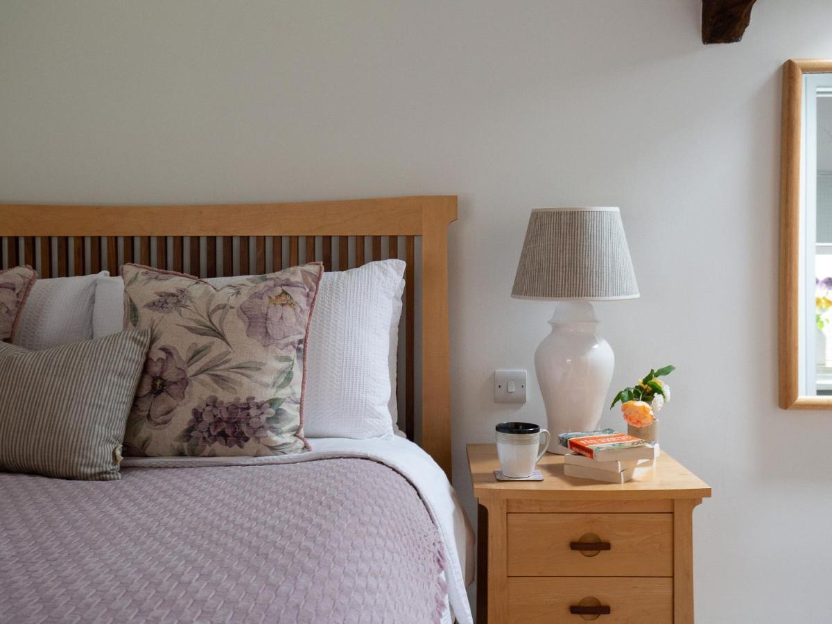 Adlestrop Climbing Rose Cottage - Dog Friendly - Peaceful Cotswold Cottage מראה חיצוני תמונה